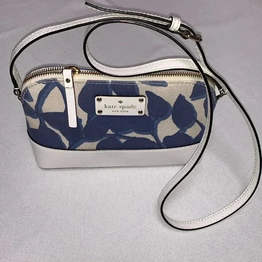 KATE SPADE ♠️ Crossbody Purse, beautiful color❣️